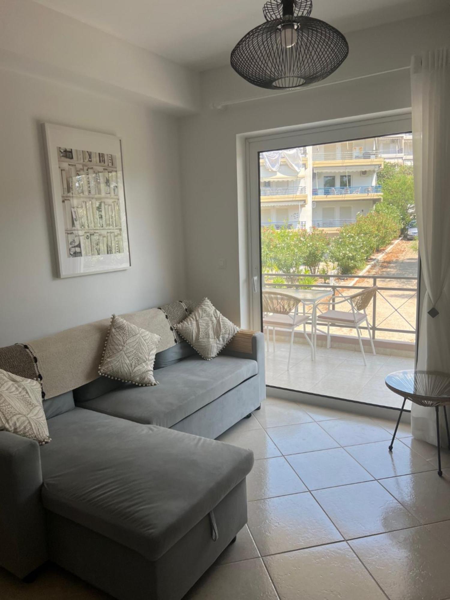 Daisy'S One-Bedroom Apartment Tolo Exterior photo